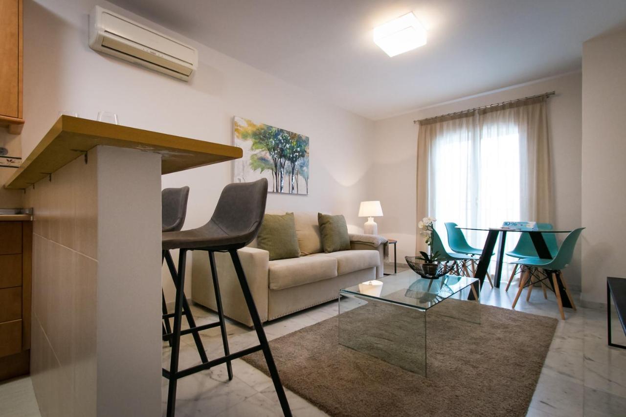 Holidays2Malaga Pena Parking & French Balcony & Smart Tv Екстериор снимка