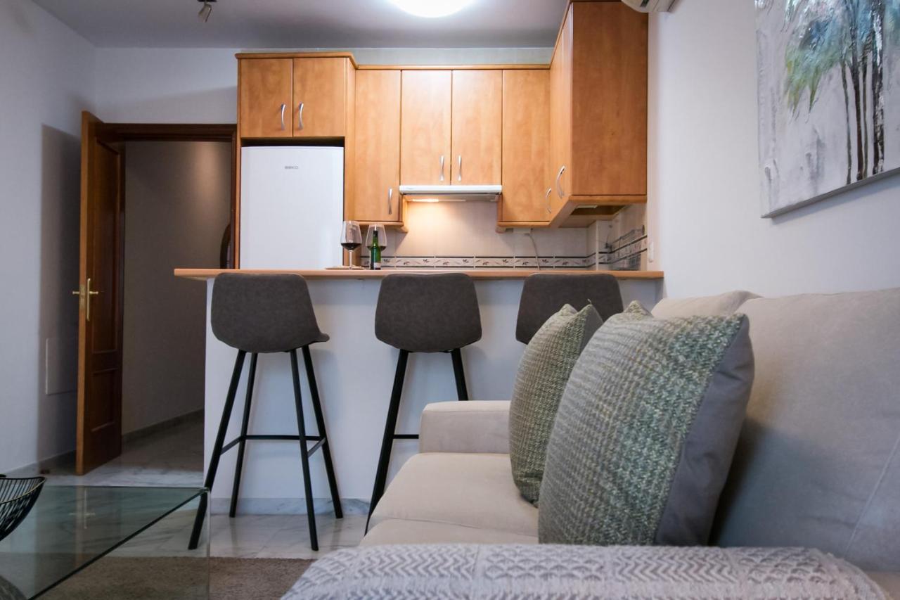 Holidays2Malaga Pena Parking & French Balcony & Smart Tv Екстериор снимка